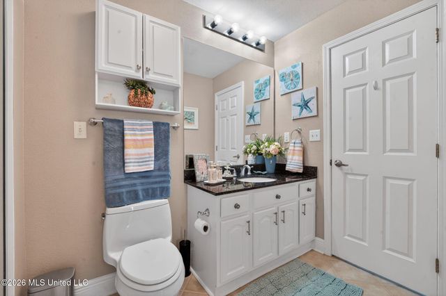 2668 Beach Boulevard, 206, Biloxi, MS 39531