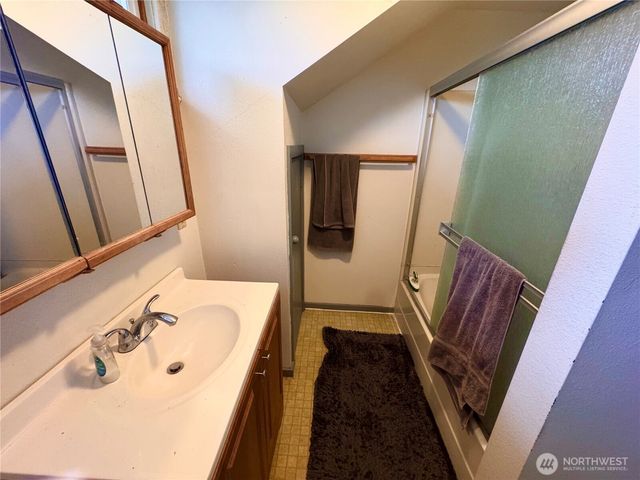 2323 E Street, Bellingham, WA 98225