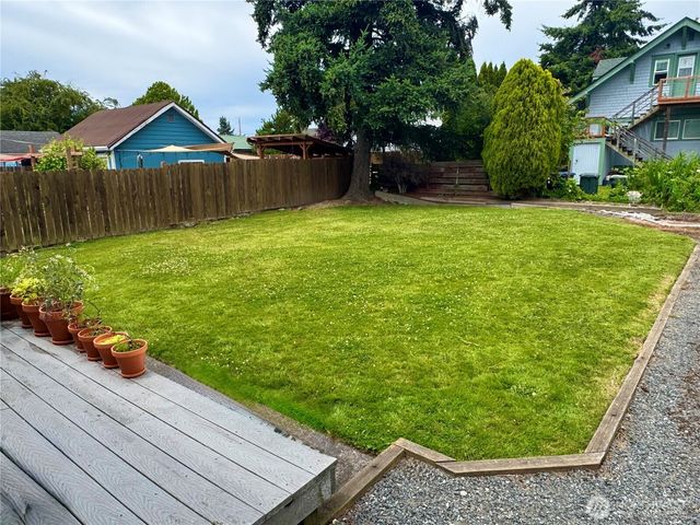2323 E Street, Bellingham, WA 98225