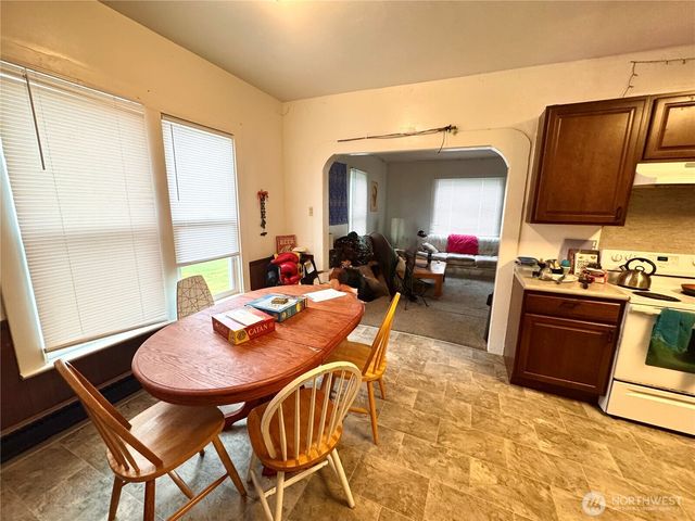 2323 E Street, Bellingham, WA 98225