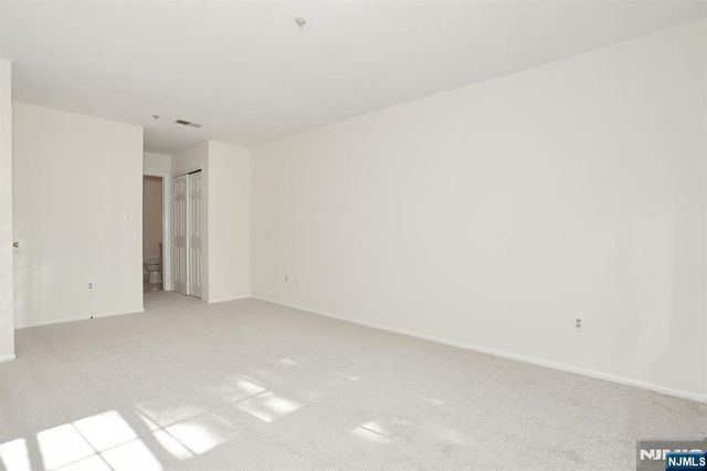 1273 Paddington Road, Mahwah, NJ 07430
