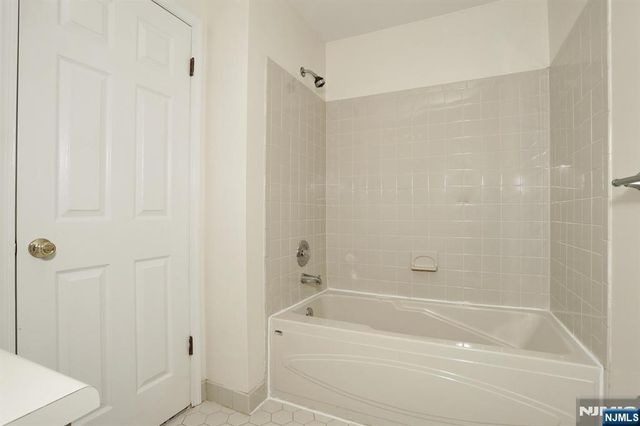 1273 Paddington Road, Mahwah, NJ 07430