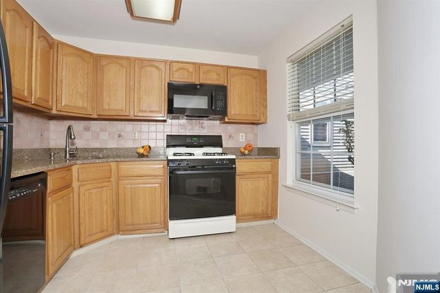 1273 Paddington Road, Mahwah, NJ 07430