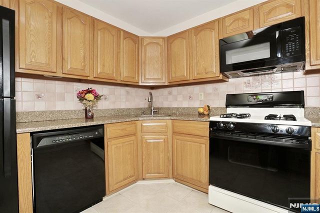 1273 Paddington Road, Mahwah, NJ 07430