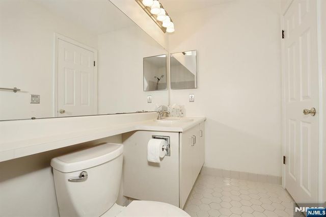 1273 Paddington Road, Mahwah, NJ 07430