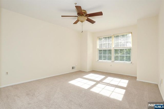 1273 Paddington Road, Mahwah, NJ 07430