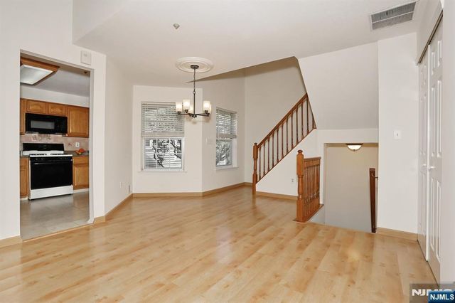 1273 Paddington Road, Mahwah, NJ 07430