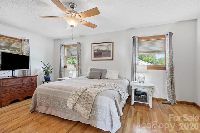 73 Rivercrest Court, Canton, NC 28716