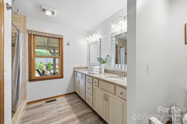 73 Rivercrest Court, Canton, NC 28716