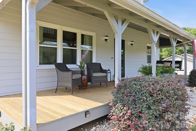 73 Rivercrest Court, Canton, NC 28716