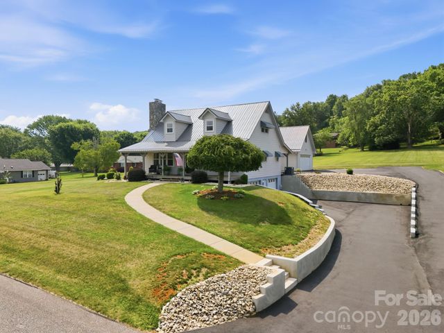73 Rivercrest Court, Canton, NC 28716