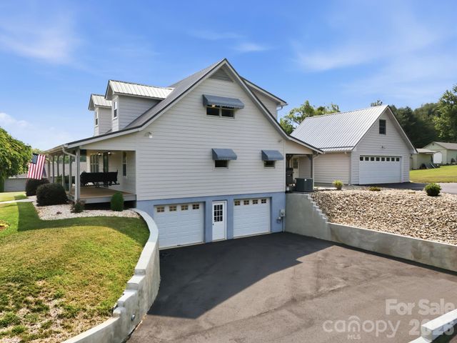 73 Rivercrest Court, Canton, NC 28716
