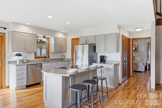 73 Rivercrest Court, Canton, NC 28716