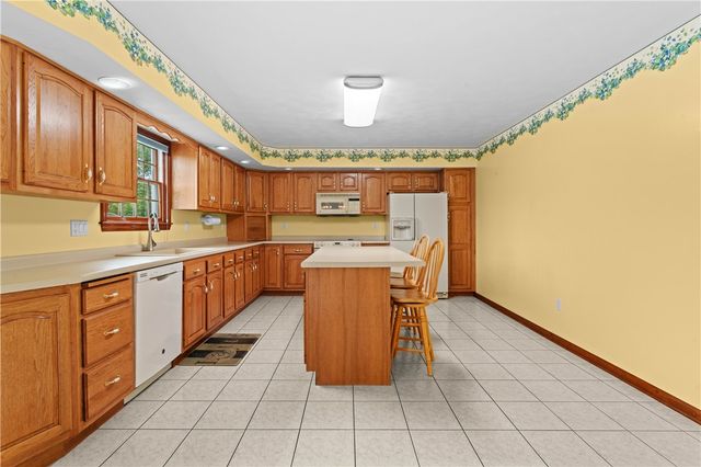 158 Sleepy Hollow Rd, Salem Twp, PA 15601