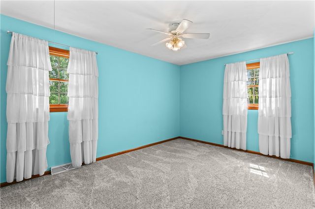 158 Sleepy Hollow Rd, Salem Twp, PA 15601
