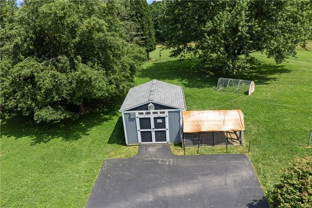 158 Sleepy Hollow Rd, Salem Twp, PA 15601