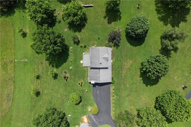 158 Sleepy Hollow Rd, Salem Twp, PA 15601