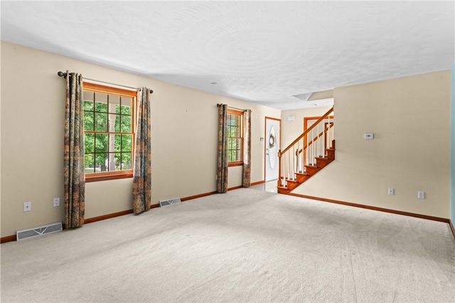 158 Sleepy Hollow Rd, Salem Twp, PA 15601