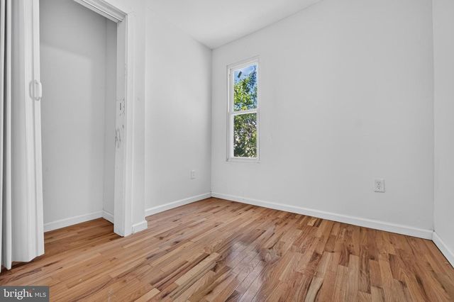 2431 W SERGEANT ST, Philadelphia, PA 19132