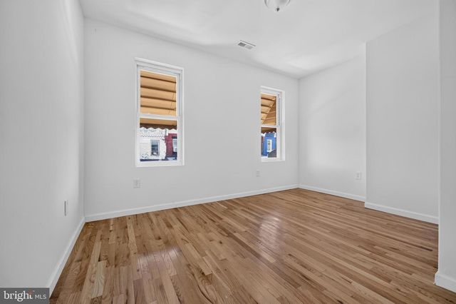 2431 W SERGEANT ST, Philadelphia, PA 19132