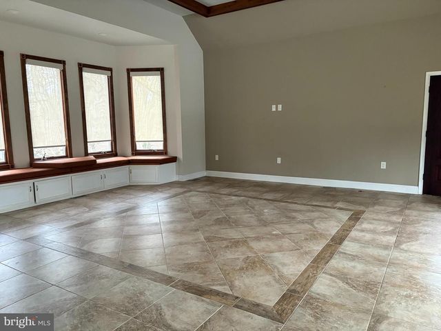 58 LAUREL CIR, Malvern, PA 19355