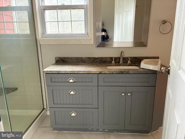 58 LAUREL CIR, Malvern, PA 19355