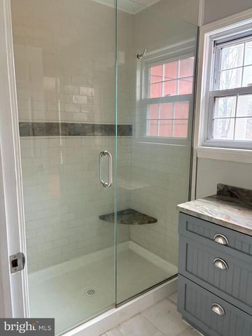 58 LAUREL CIR, Malvern, PA 19355