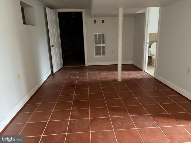 58 LAUREL CIR, Malvern, PA 19355