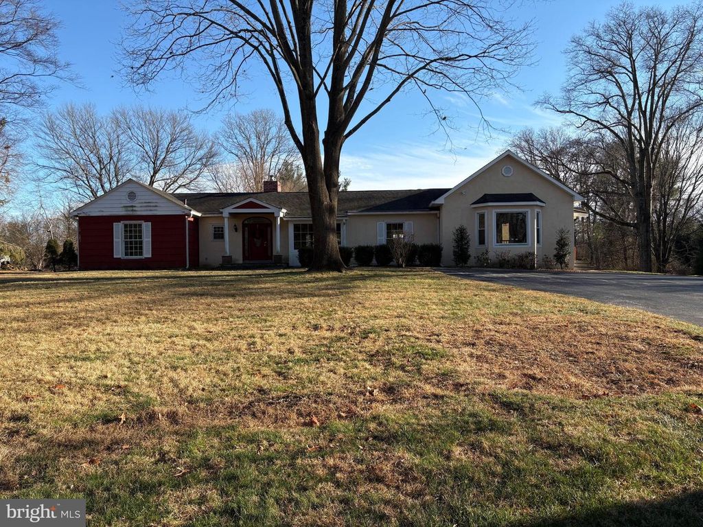 58 LAUREL CIR, Malvern, PA 19355