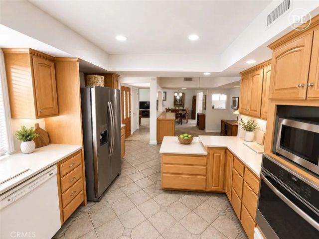 11582 Foster, Los Alamitos, CA 90720