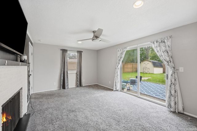 3331 Kirkfield Drive, Fort Wayne, IN 46815