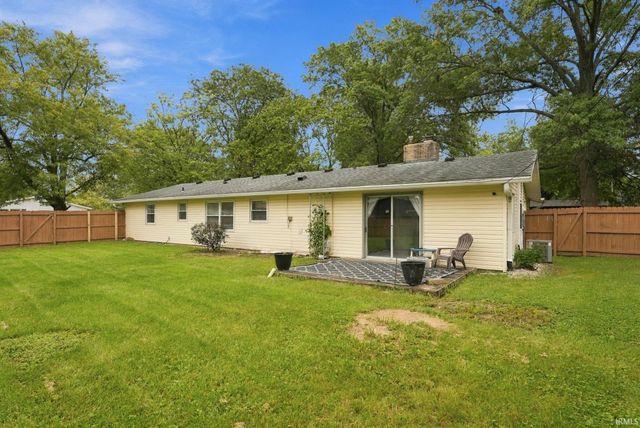 3331 Kirkfield Drive, Fort Wayne, IN 46815