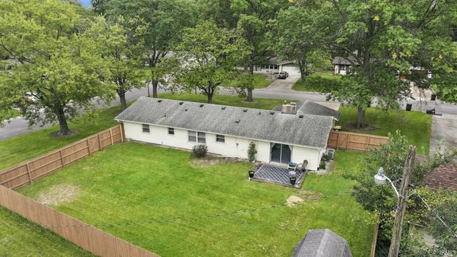 3331 Kirkfield Drive, Fort Wayne, IN 46815