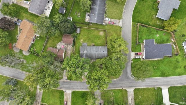 3331 Kirkfield Drive, Fort Wayne, IN 46815