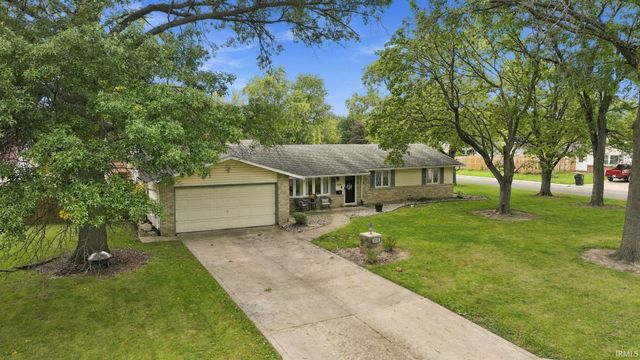 3331 Kirkfield Drive, Fort Wayne, IN 46815
