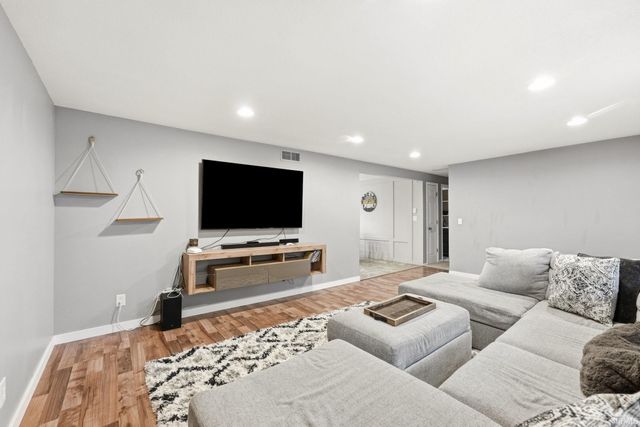 3331 Kirkfield Drive, Fort Wayne, IN 46815