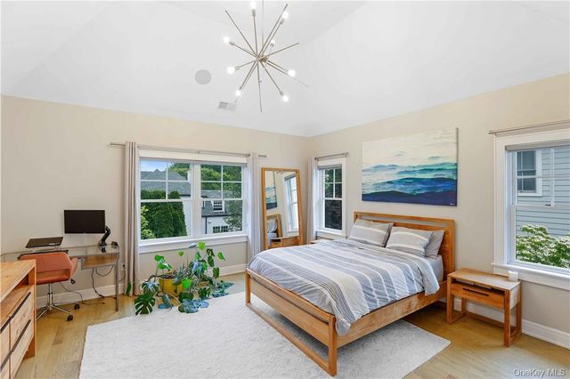 113 Brown Road, Scarsdale, NY 10583