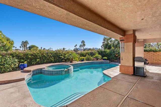 28 White Sun Way, Rancho Mirage, CA 92270