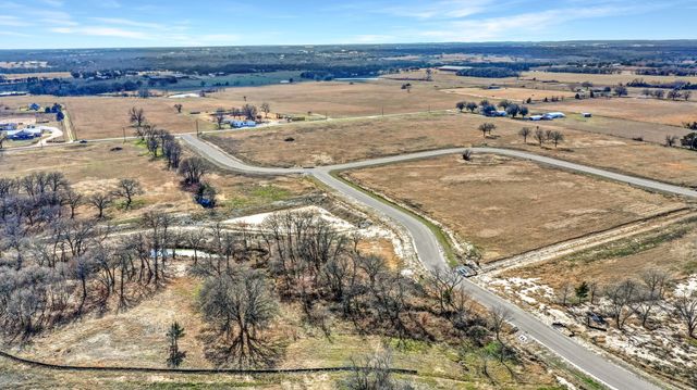 2268 Sundance Road, Whitesboro, TX 76273