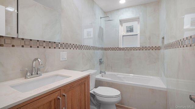 3964 Duryea Avenue, Bronx, NY 10466