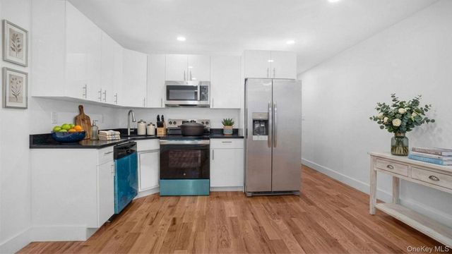 3964 Duryea Avenue, Bronx, NY 10466