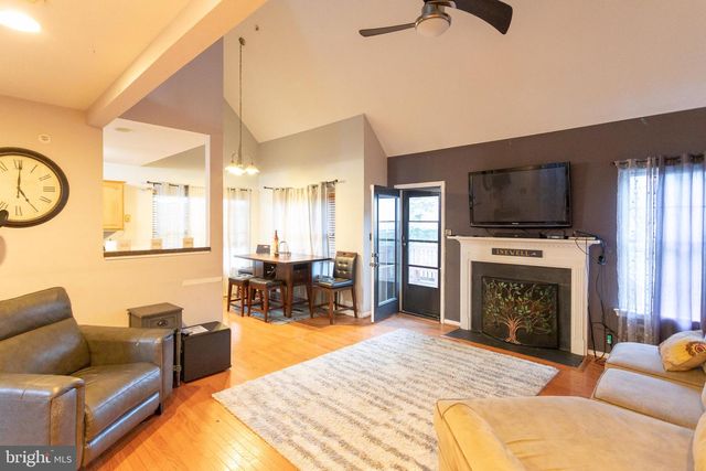 356 N STATE RD, Springfield, PA 19064