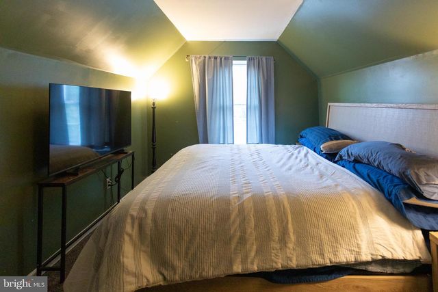 356 N STATE RD, Springfield, PA 19064