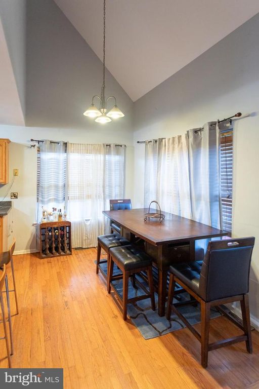 Image 16 of property listing at 356 N STATE RD, Springfield, PA 19064