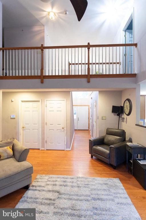 Image 21 of property listing at 356 N STATE RD, Springfield, PA 19064
