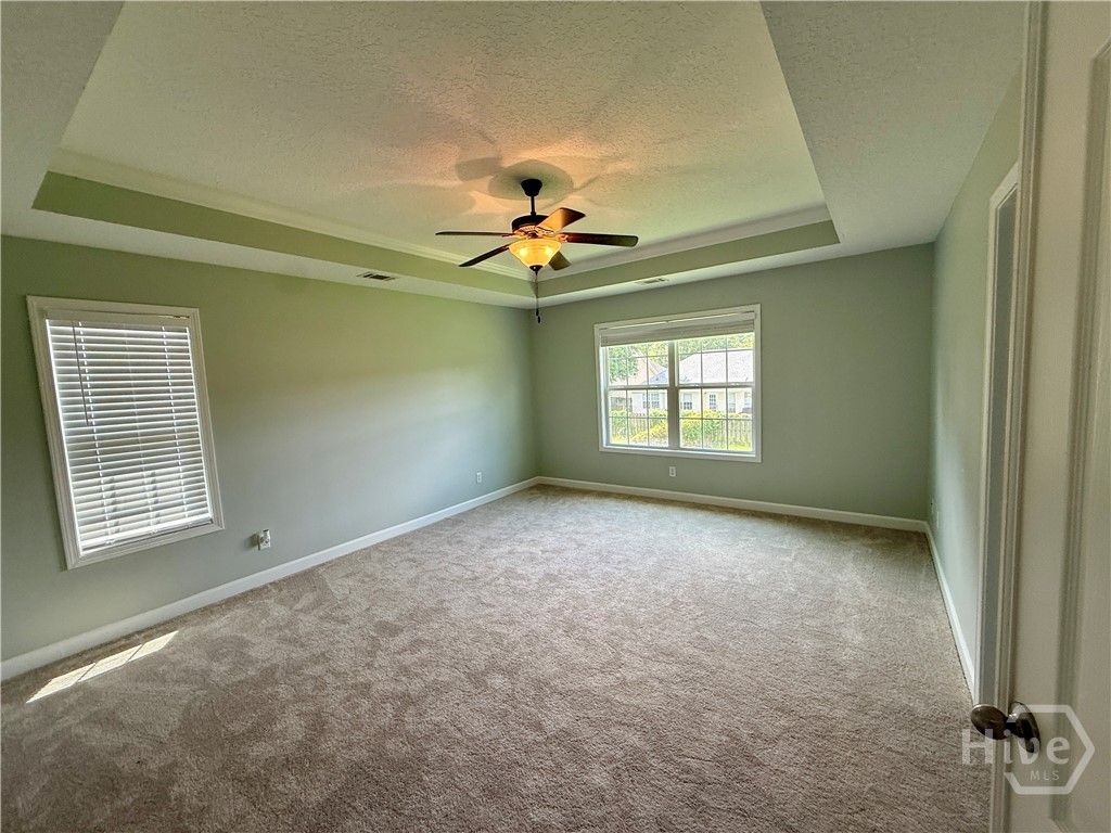 Image 11 of property listing at 674 Bristol Way, Richmond Hill, GA 31324