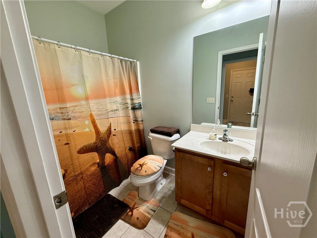 Image 21 of property listing at 674 Bristol Way, Richmond Hill, GA 31324