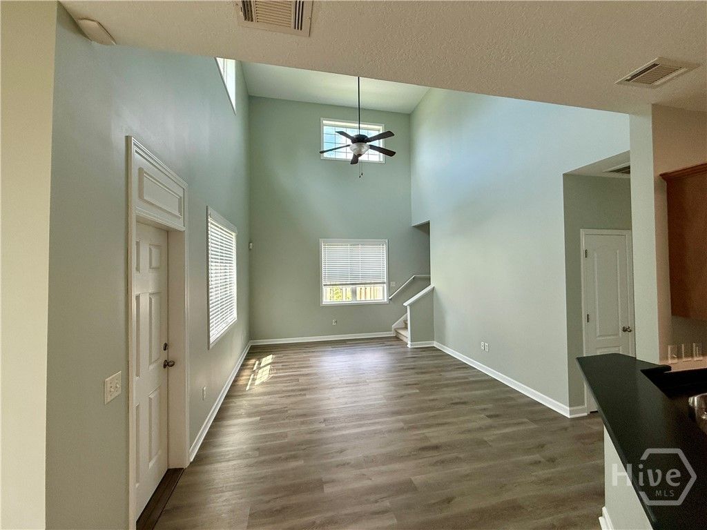 Image 4 of property listing at 674 Bristol Way, Richmond Hill, GA 31324