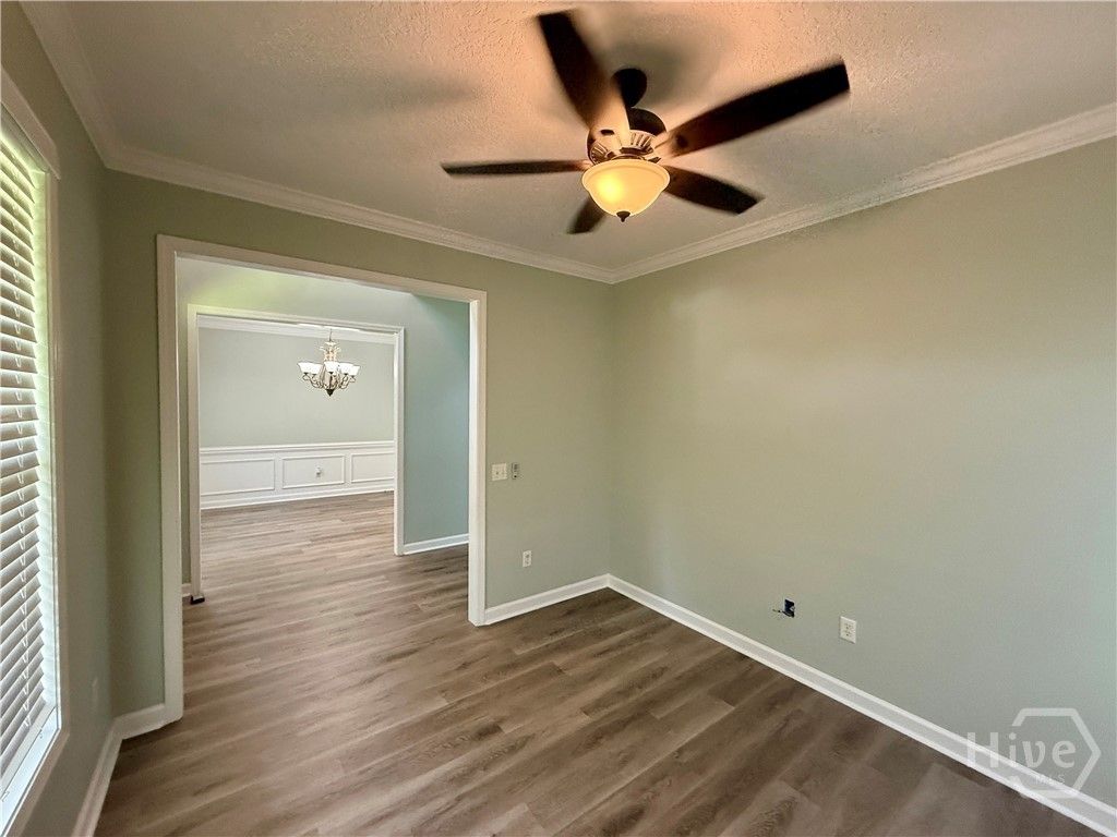 Image 5 of property listing at 674 Bristol Way, Richmond Hill, GA 31324