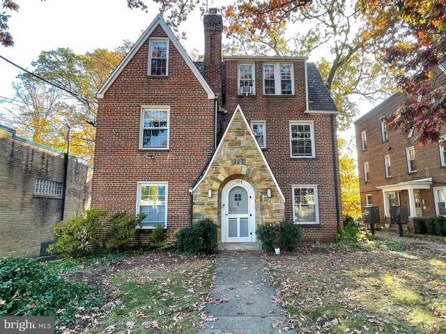 721 ERIE AVE #721-2, Takoma Park, MD 20912